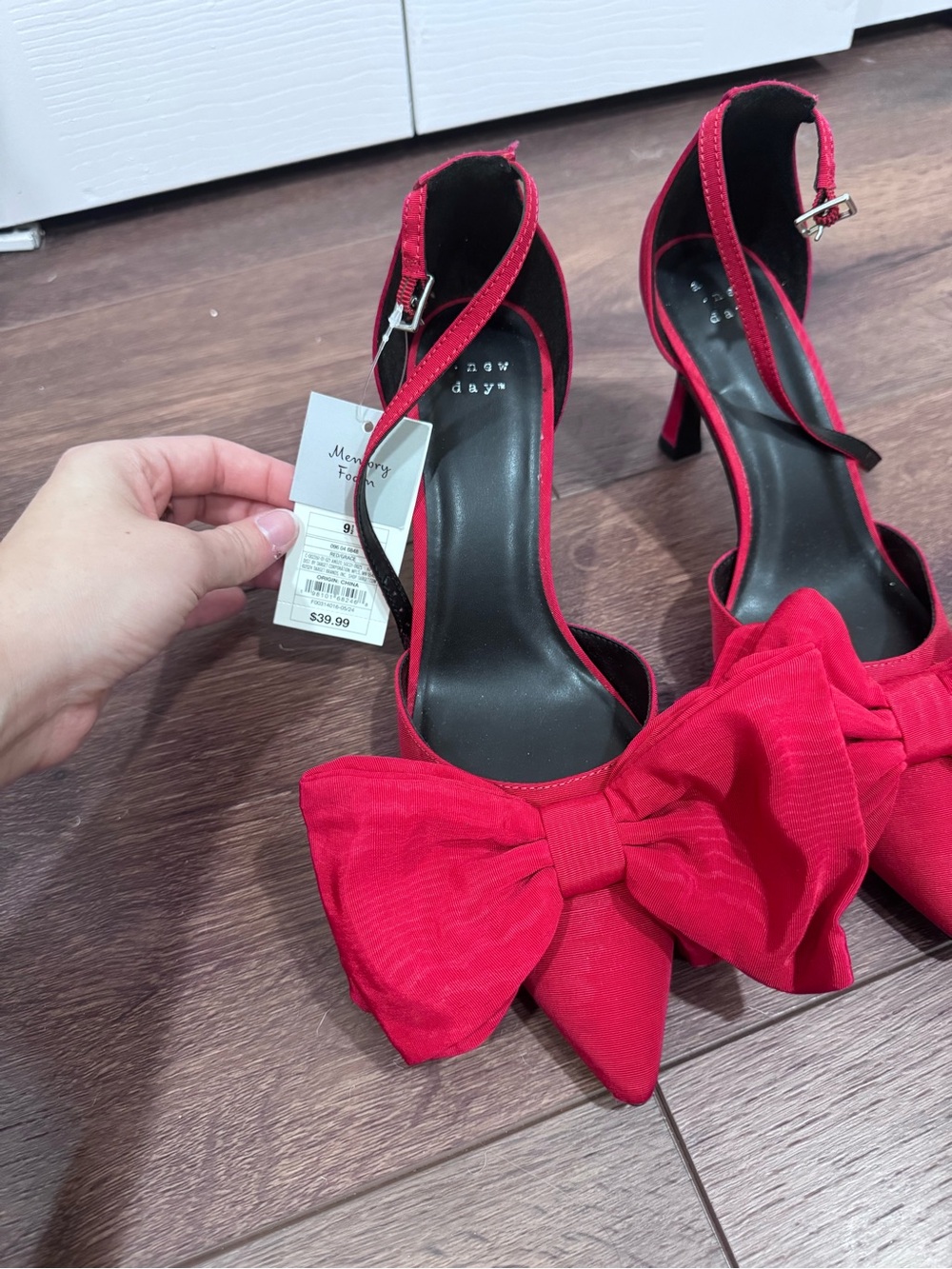 a new day Red Pointed-Toe Ankle-Strap Heels with Large Bow - Picture 2 of 2